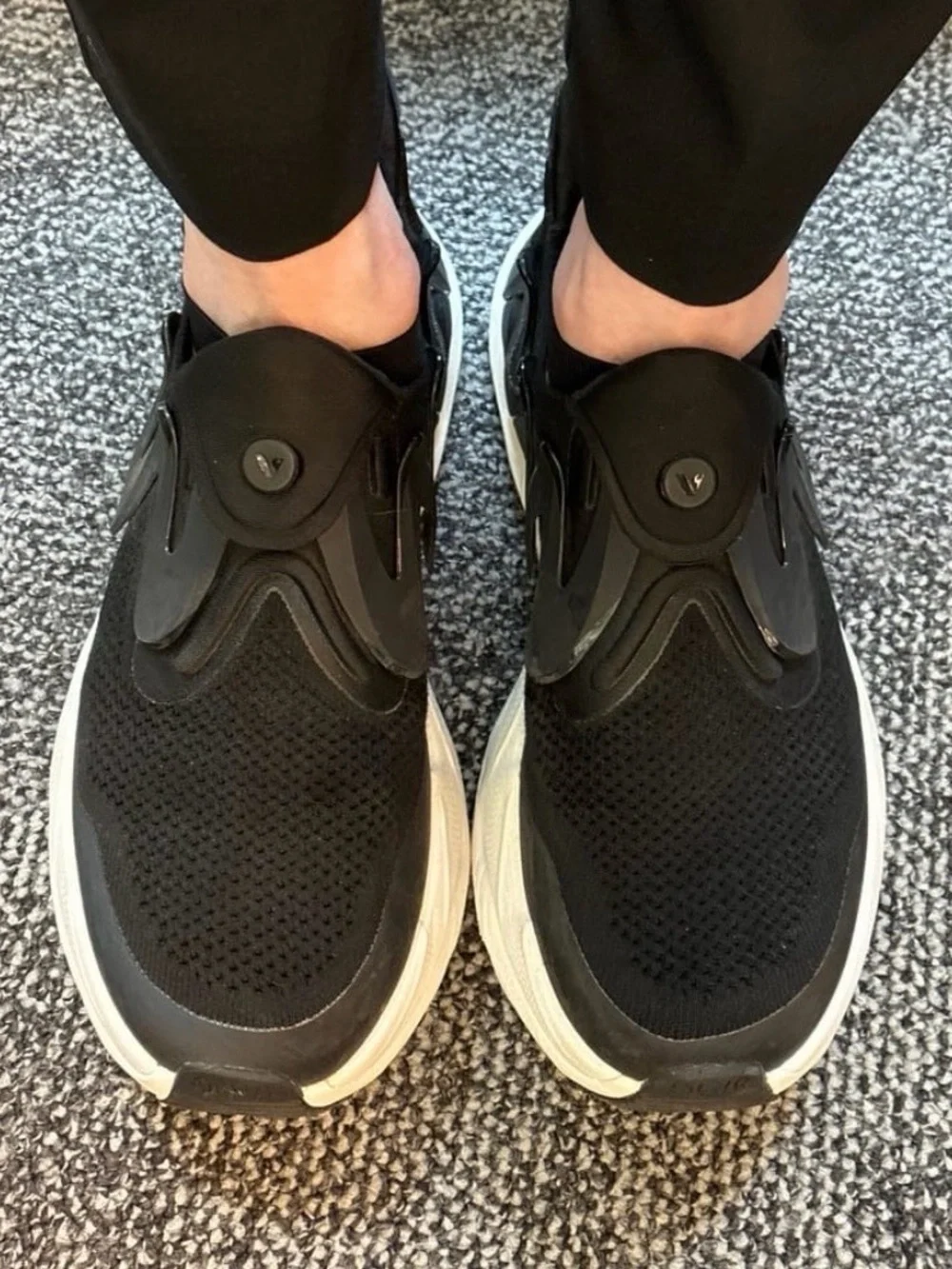 QLVR Women’s Running slippers/shoes Black 8.5